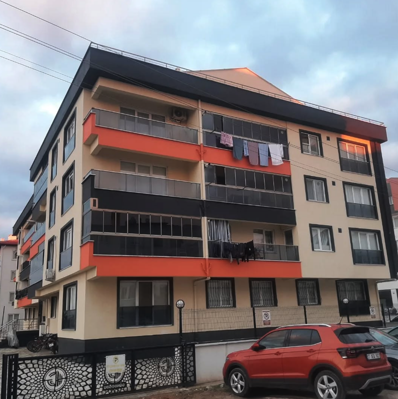 Kamil Aşıcı Apartmani