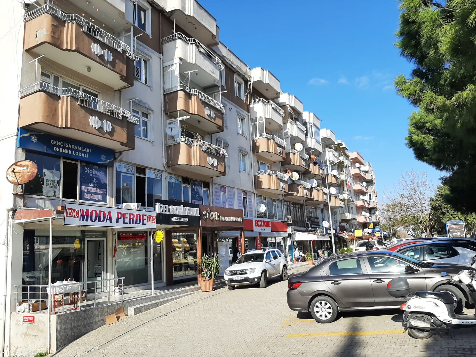 Durmaz Pasajı İnanlar Apartmanı